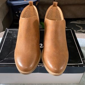 NWT Booties from Qupid. Size 5.5